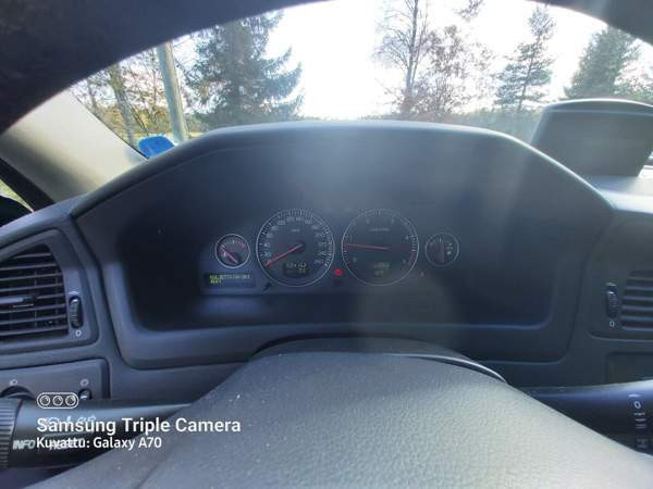Volvo V70 Iisalmi - valokuva 2