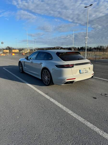 Porsche Panamera Zaporiz'ka Oblast' - valokuva 2