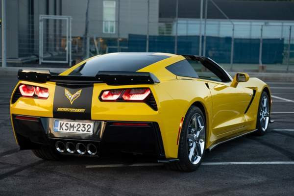Chevrolet Corvette Оулу - изображение 2