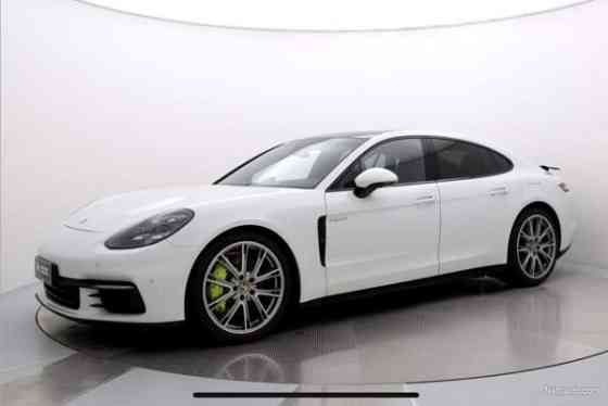 Porsche Panamera Helsinki