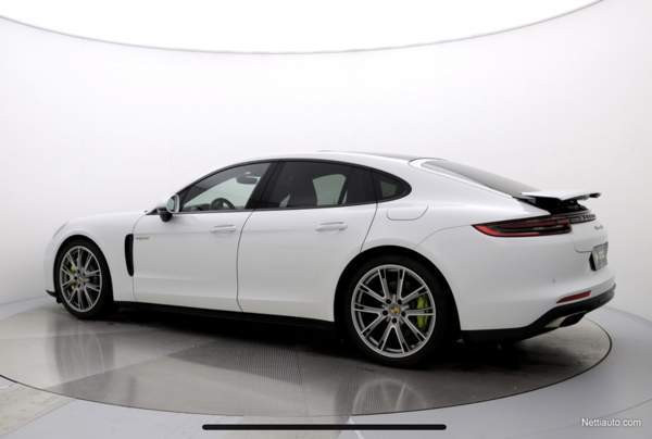 Porsche Panamera Helsinki - valokuva 4