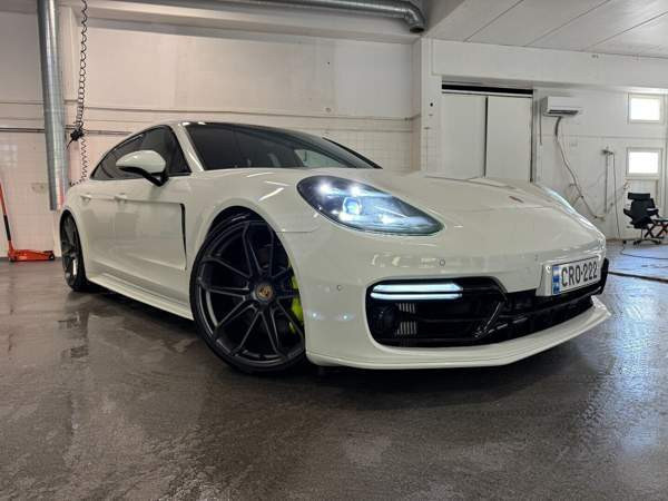 Porsche Panamera Helsinki - valokuva 5