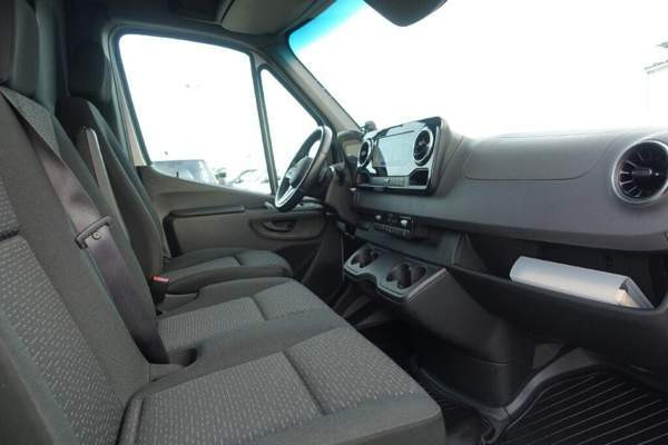 Mercedes-Benz Sprinter Lohja - valokuva 5