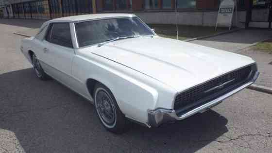 Ford Thunderbird Hämeenlinna