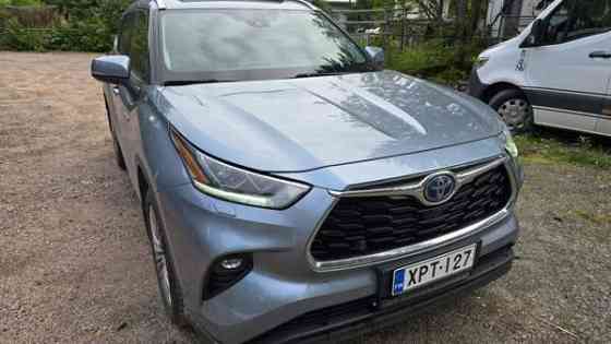 Toyota Highlander Рованиеми