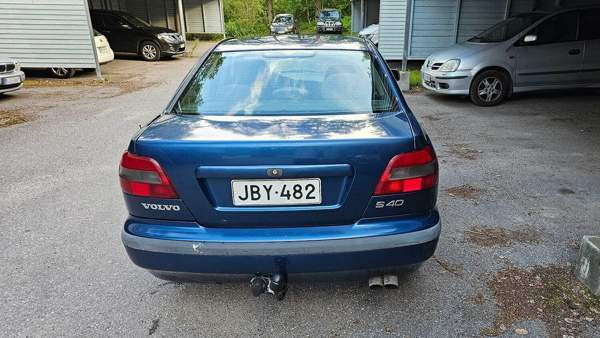 Volvo S40 Вихти - изображение 3