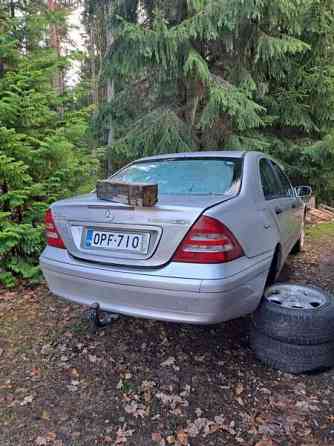 Mercedes-Benz C Кангасала