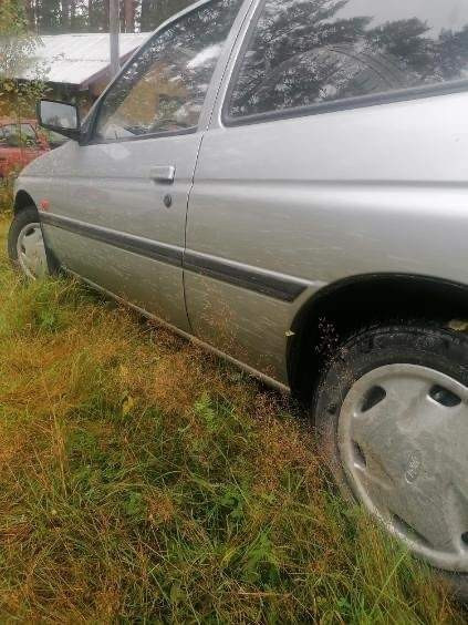 Ford Escort Lieksa - valokuva 6