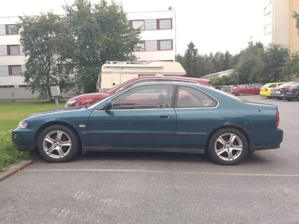 Honda Accord Oulu - valokuva 4