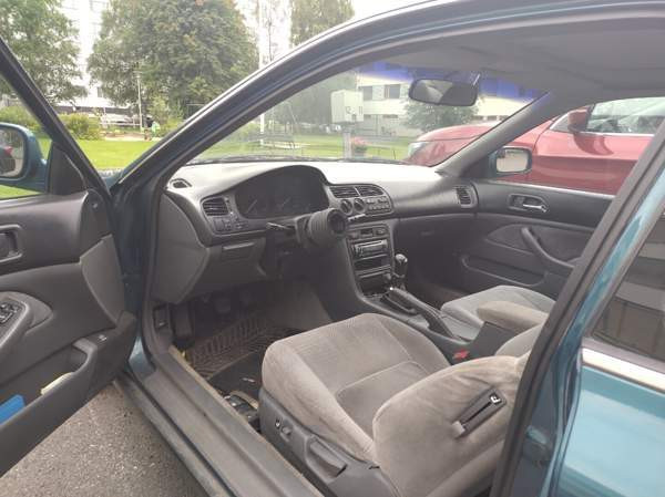 Honda Accord Oulu - valokuva 3