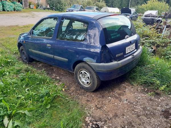 Renault Clio Padasjoki - valokuva 7