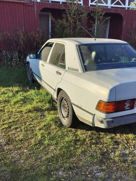 Mercedes-Benz 190 Lieksa - valokuva 7