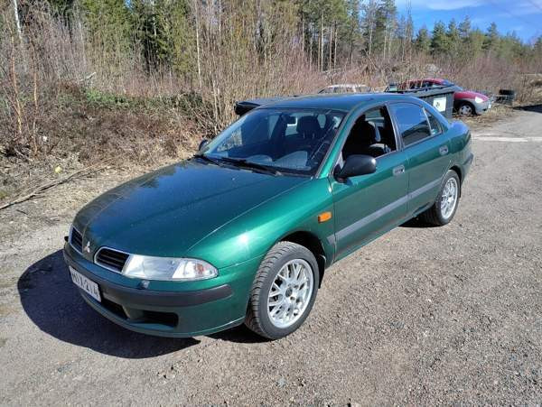 Mitsubishi Carisma Kirkkonummi - valokuva 1