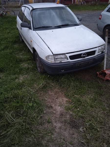 Opel Astra Macau - photo 1