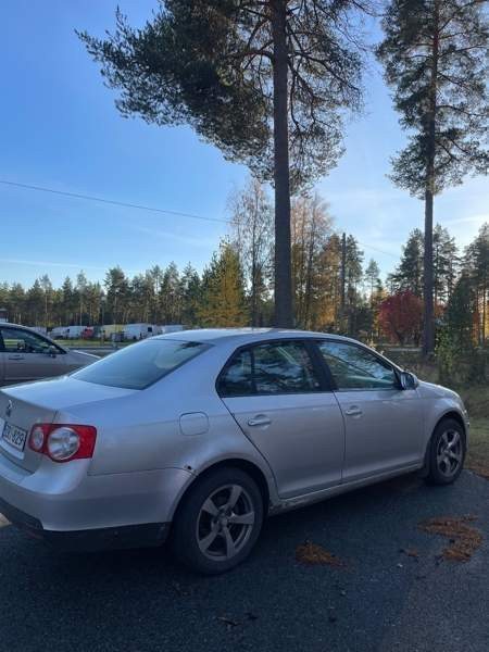Volkswagen Jetta Lieksa - valokuva 4