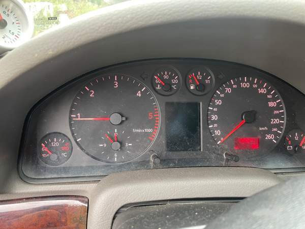 Audi A4 Баттерворта - изображение 5