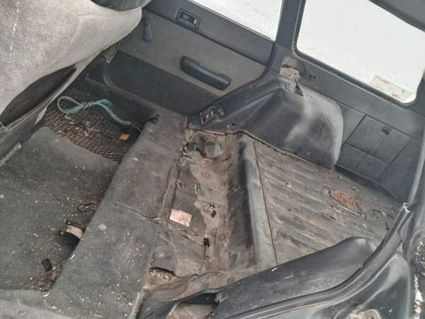 Subaru Leone Uurainen - valokuva 6