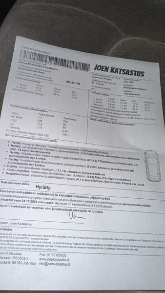 Honda Accord Joensuu - valokuva 8