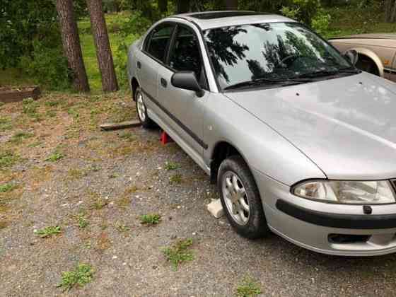 Mitsubishi Carisma Turtkul