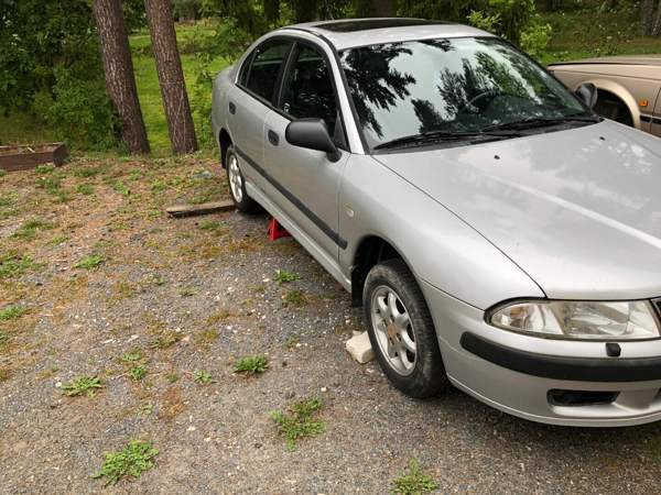 Mitsubishi Carisma Turtkul - valokuva 2