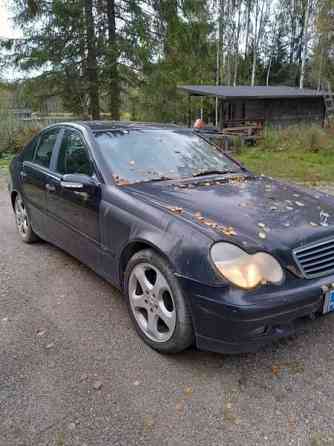 Mercedes-Benz 220 Tuusniemi