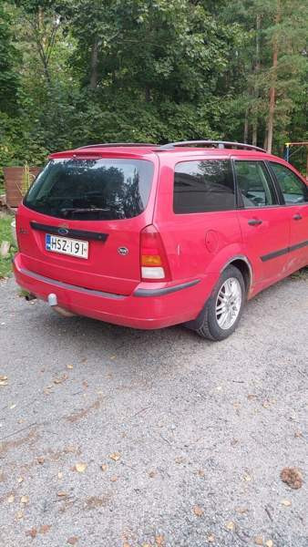 Ford Focus Luga - valokuva 1