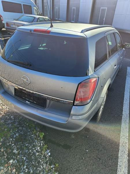 Opel Astra Helsinki - photo 1