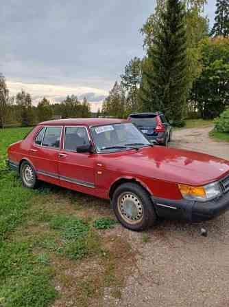 Saab 900 Исалми