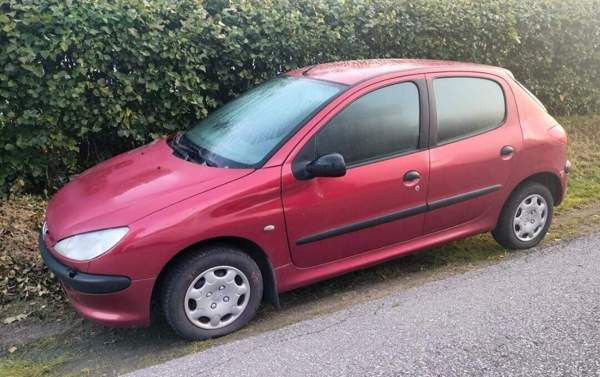 Peugeot 206 Jyväskylä - valokuva 1