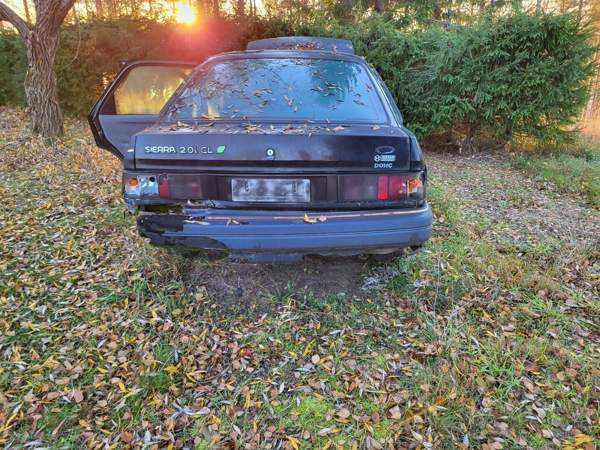 Ford Sierra Kitee – foto 3