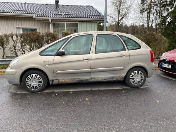 Citroen Xsara Picasso Helsinki - valokuva 1