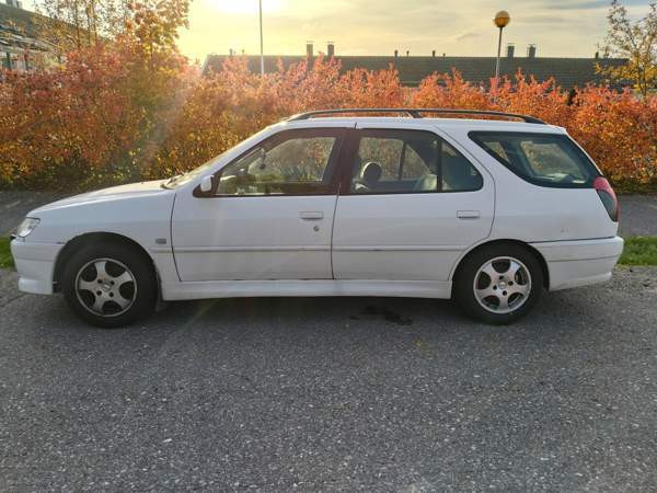 Peugeot 306 Tuusula - valokuva 1