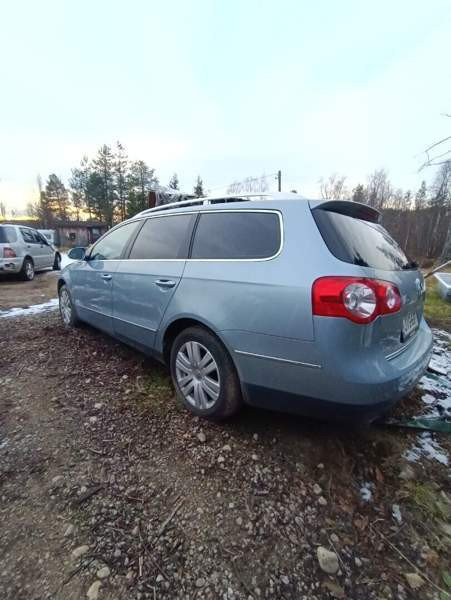 Volkswagen Passat Lons-le-Saunier - valokuva 1