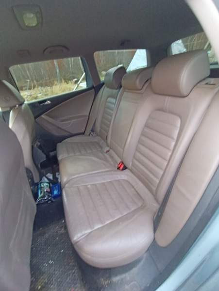 Volkswagen Passat Lons-le-Saunier - valokuva 8