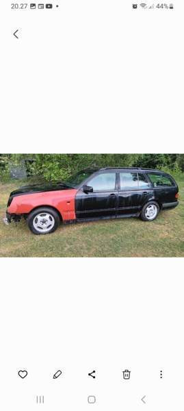 Mercedes-Benz 230 Karijoki - valokuva 4