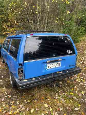 Volvo 740 Ugleural'skiy