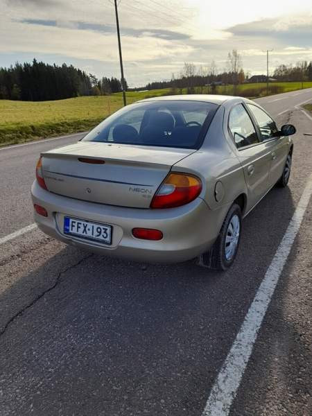 Chrysler Neon Uurainen - valokuva 5