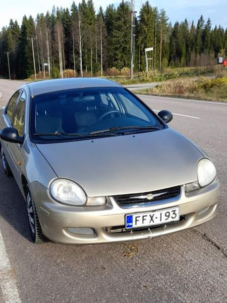 Chrysler Neon Uurainen - valokuva 1