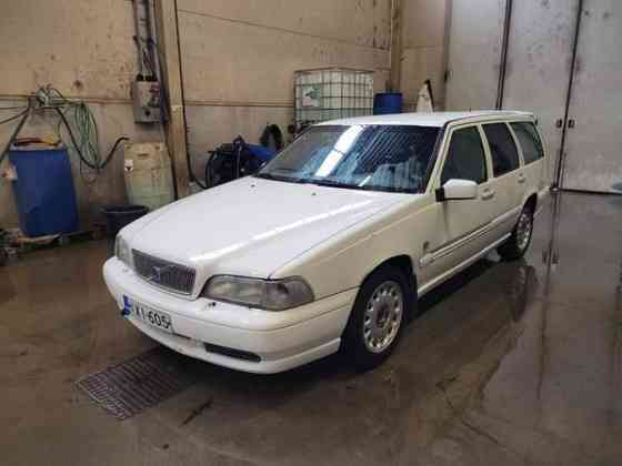 Volvo V70 Hausjärvi