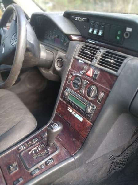 Mercedes-Benz 220 Lieksa - изображение 4