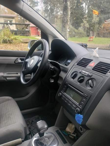 Volkswagen Touran Leppävirta - valokuva 7