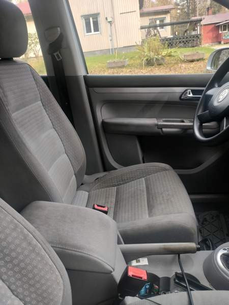 Volkswagen Touran Leppävirta - valokuva 5