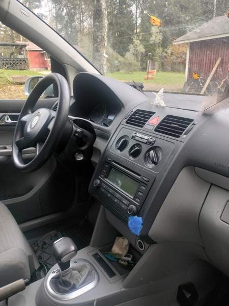 Volkswagen Touran Leppävirta - valokuva 6