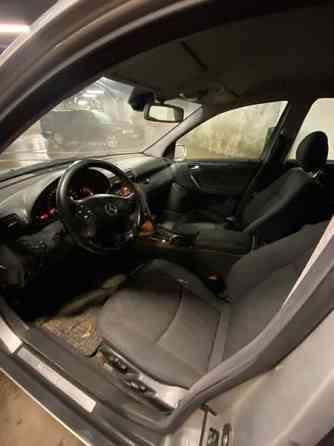 Mercedes-Benz 220 Тампере