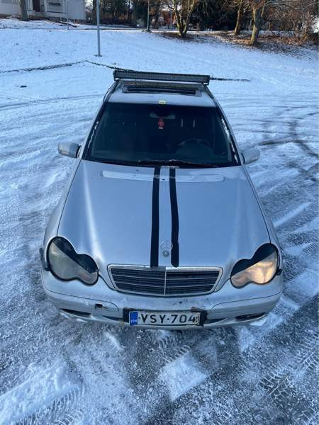 Mercedes-Benz C Ювяскюля - изображение 3
