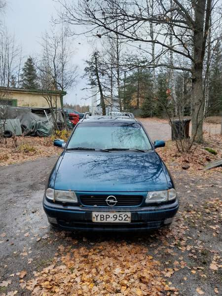 Opel Astra Vantaa - valokuva 2