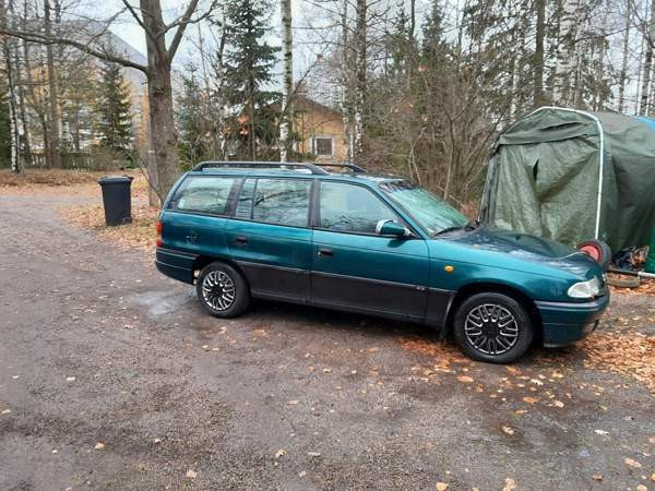 Opel Astra Vantaa - valokuva 4