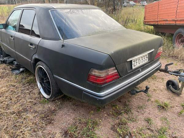 Mercedes-Benz E Nakkila – foto 4