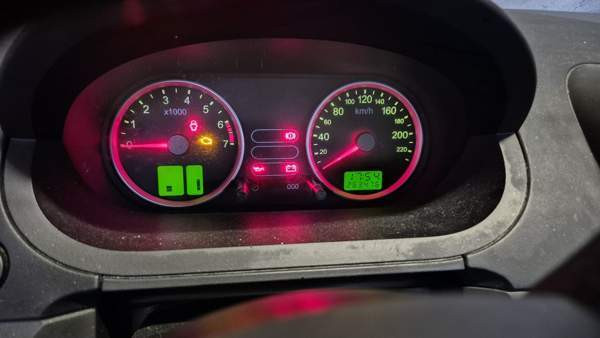 Ford Fiesta Холлола - изображение 8