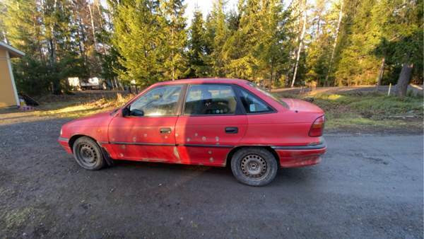 Opel Astra Oulu - valokuva 4